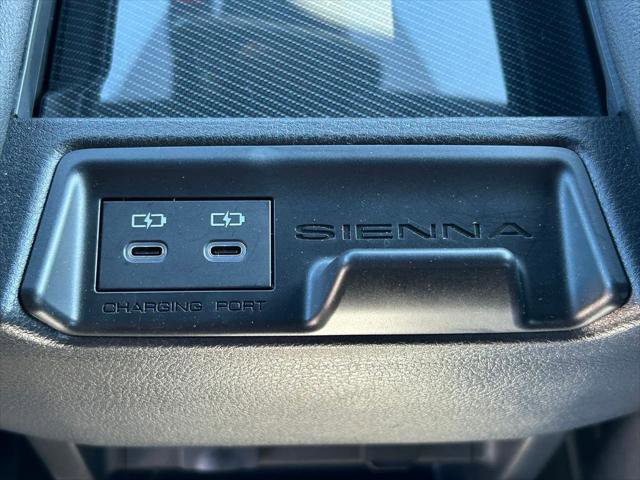 Certified 2025 Toyota Sienna XSE w/ XSE Premium Package image 24