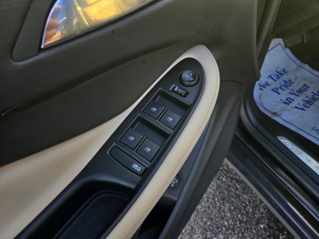 Used 2019 Buick Envision Essence image 12