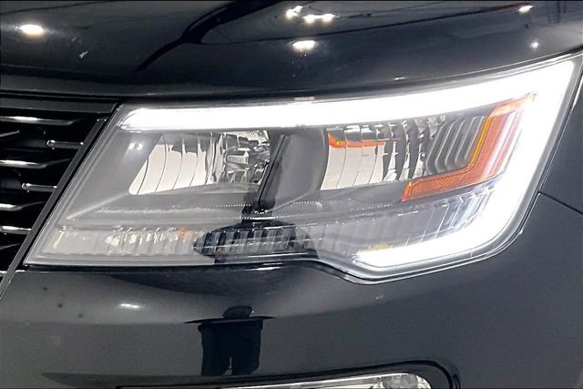 Used 2018 Ford Explorer Sport w/ Equipment Group 401A image 34