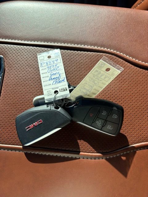 Used 2024 GMC Sierra 2500 Denali Ultimate image 6