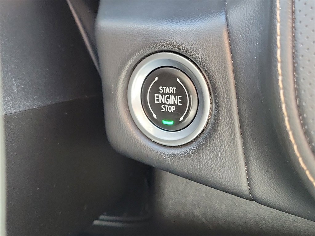 Used 2021 GMC Yukon XL AT4 w/ AT4 Premium Plus Package image 17