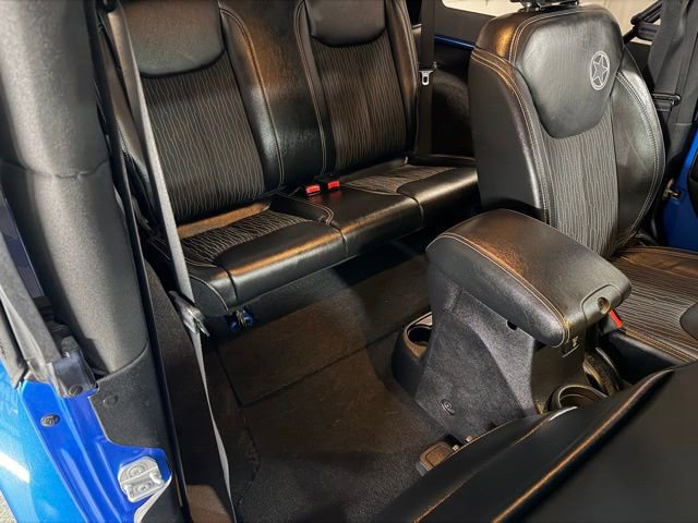 Used 2015 Jeep Wrangler Sport image 8