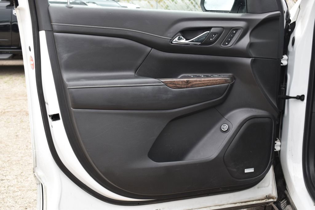 Used 2020 GMC Acadia Denali w/ Technology Package image 8