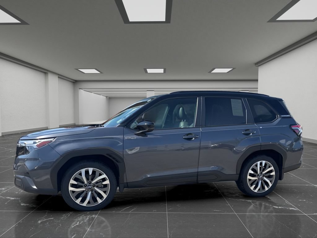 Used 2025 Subaru Forester Touring AWD/4WD image 8