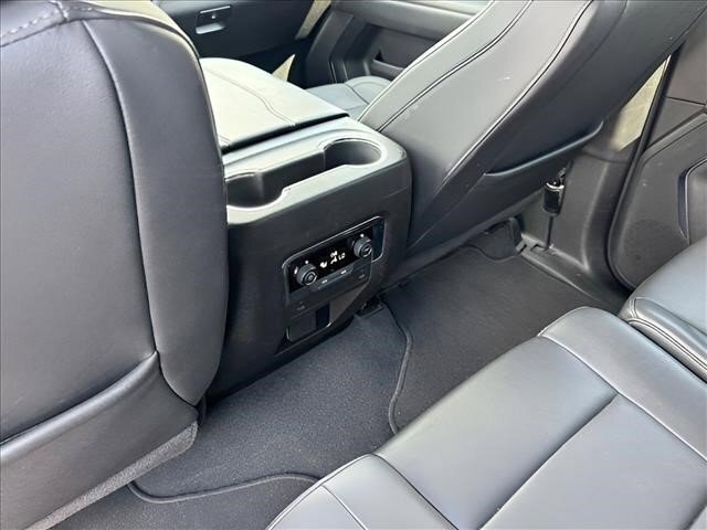 Used 2025 Chevrolet Tahoe LT AWD/4WD image 20