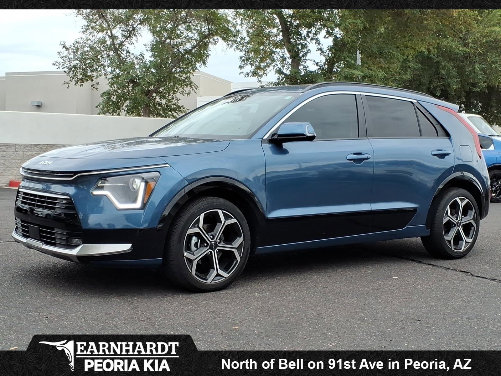 Certified 2025 Kia Niro EX Touring