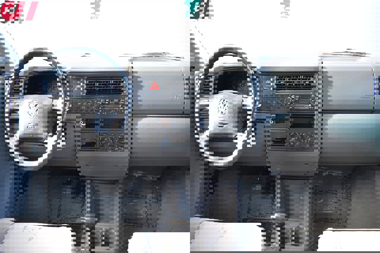 Used 2002 Volkswagen Eurovan MV image 14