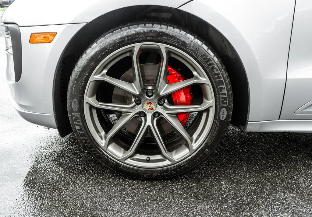 Used 2021 Porsche Macan GTS AWD/4WD image 35