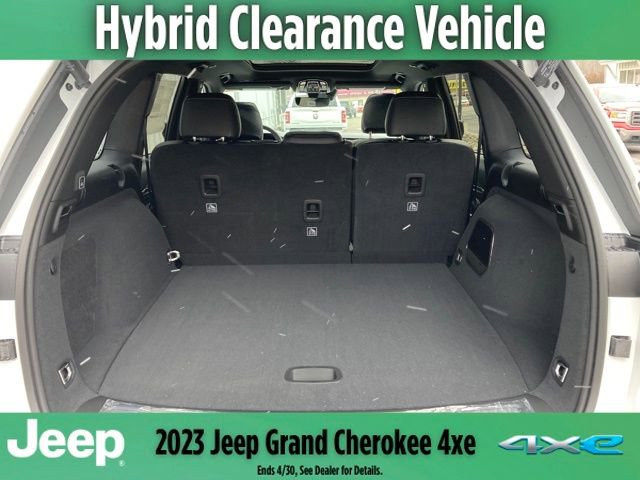 New 2023 Jeep Grand Cherokee Overland image 24