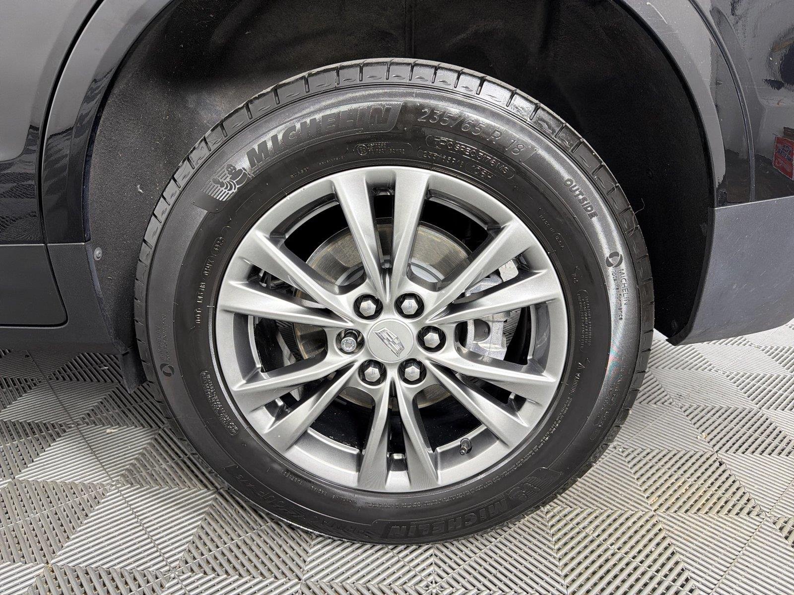 Certified 2023 Cadillac XT5 Premium Luxury w/ LPO, Floor Liner Package FWD image 18