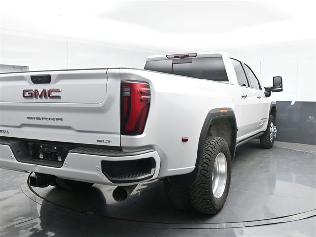 Used 2024 GMC Sierra 3500 Denali Ultimate image 14
