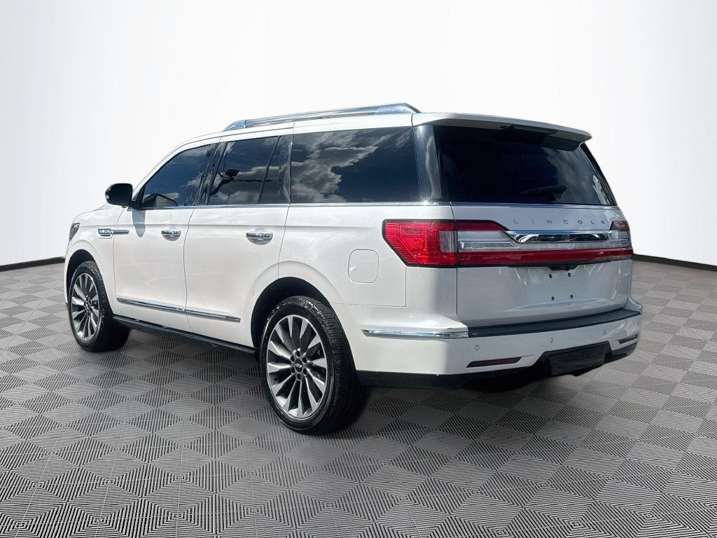 Used 2018 Lincoln Navigator Select AWD/4WD image 8