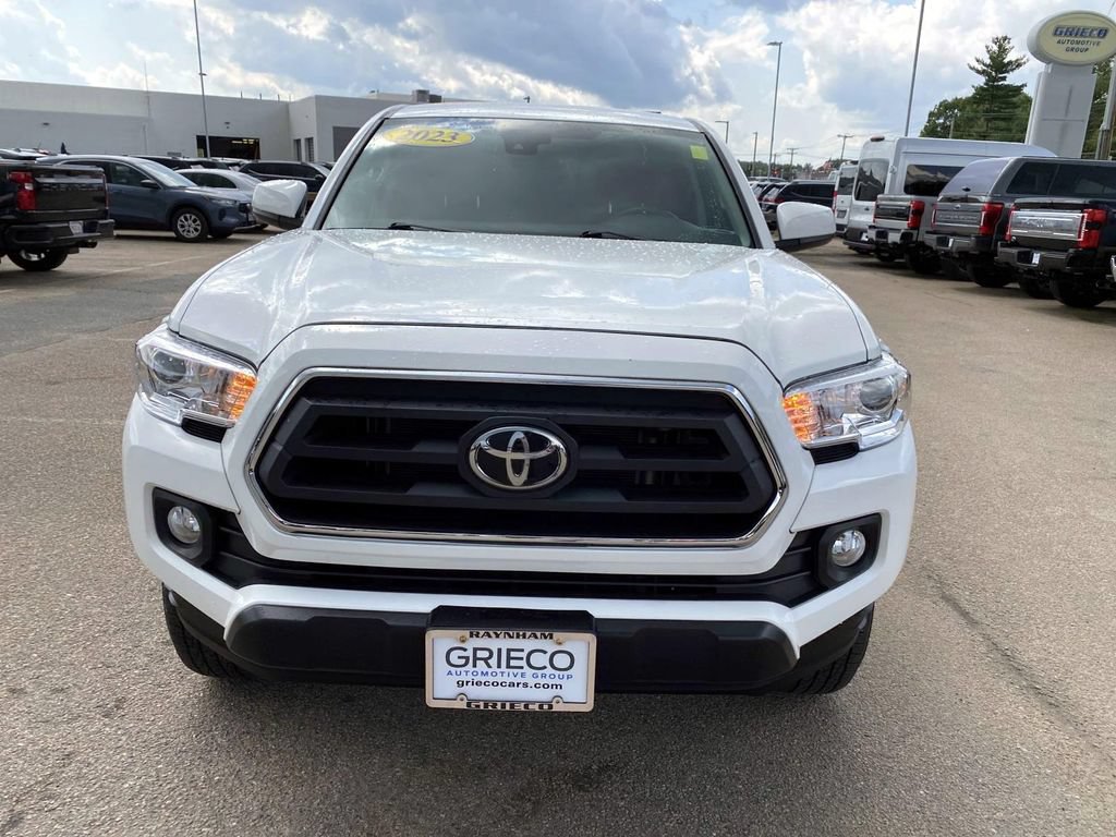 Used 2023 Toyota Tacoma SR5 AWD/4WD image 8