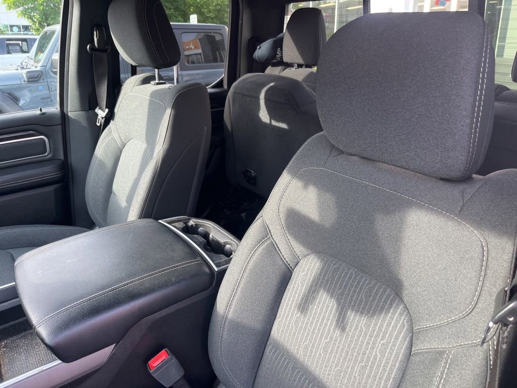 Used 2019 RAM 1500 Big Horn AWD/4WD image 3