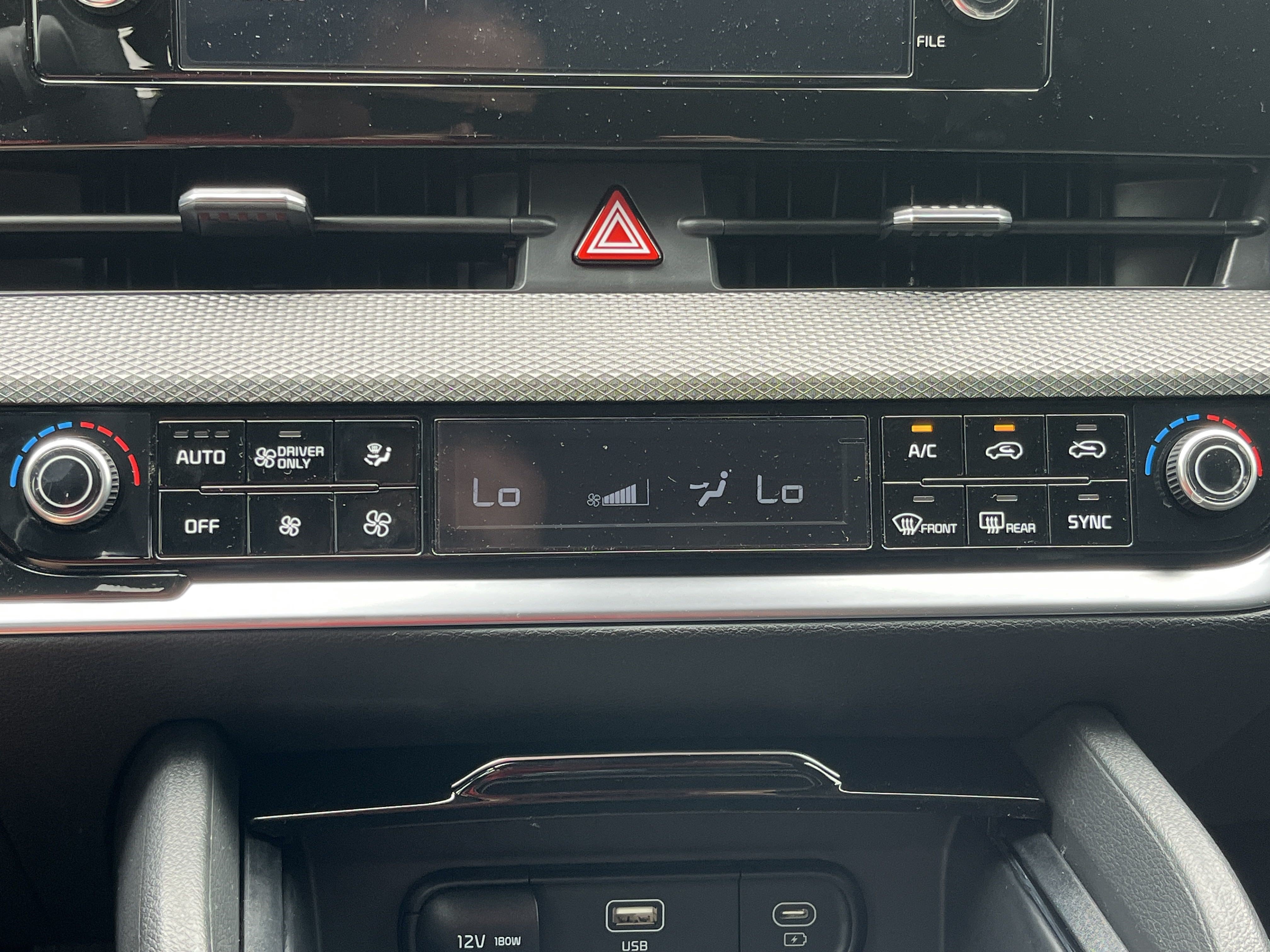 New 2025 Kia Sportage LX AWD/4WD image 7