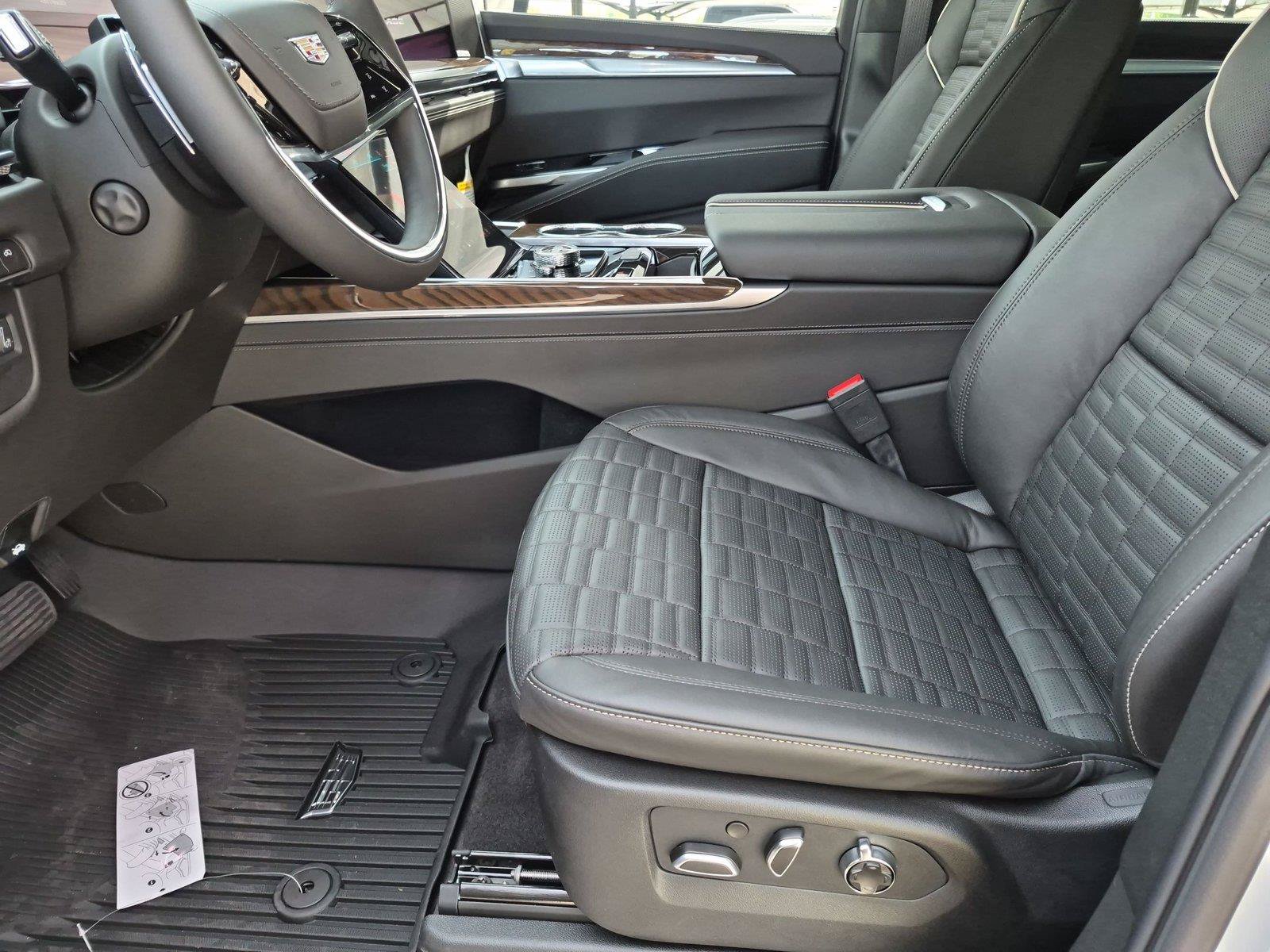 New 2027 Cadillac Escalade ESV Platinum Sport w/ LPO, ONYX Package AWD/4WD image 27