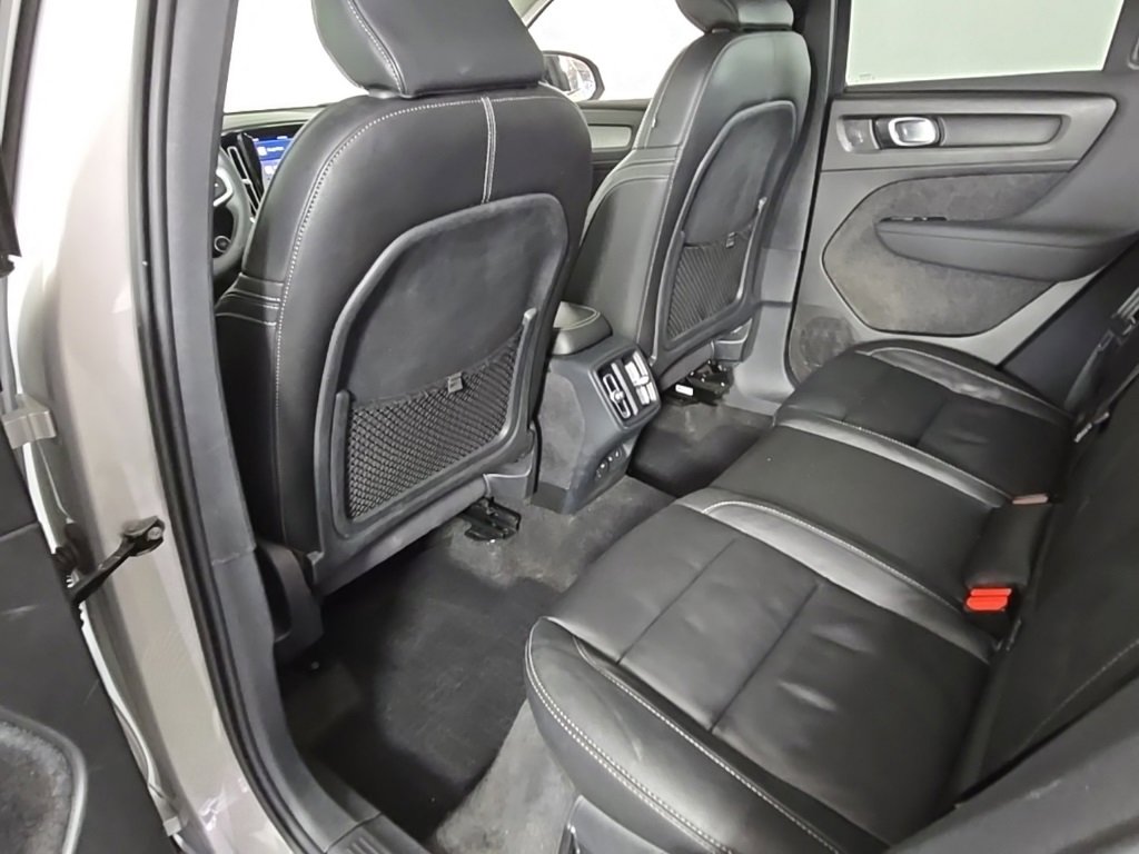 Certified 2023 Volvo XC40 B5 Plus w/ Driver Assist Package image 16