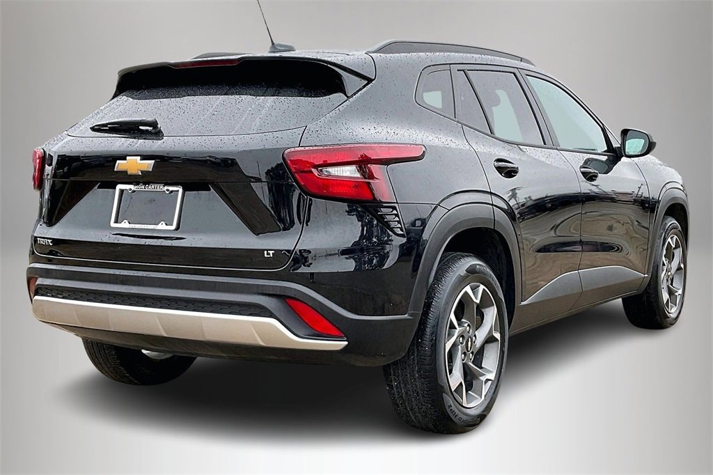Used 2024 Chevrolet Trax LT image 5