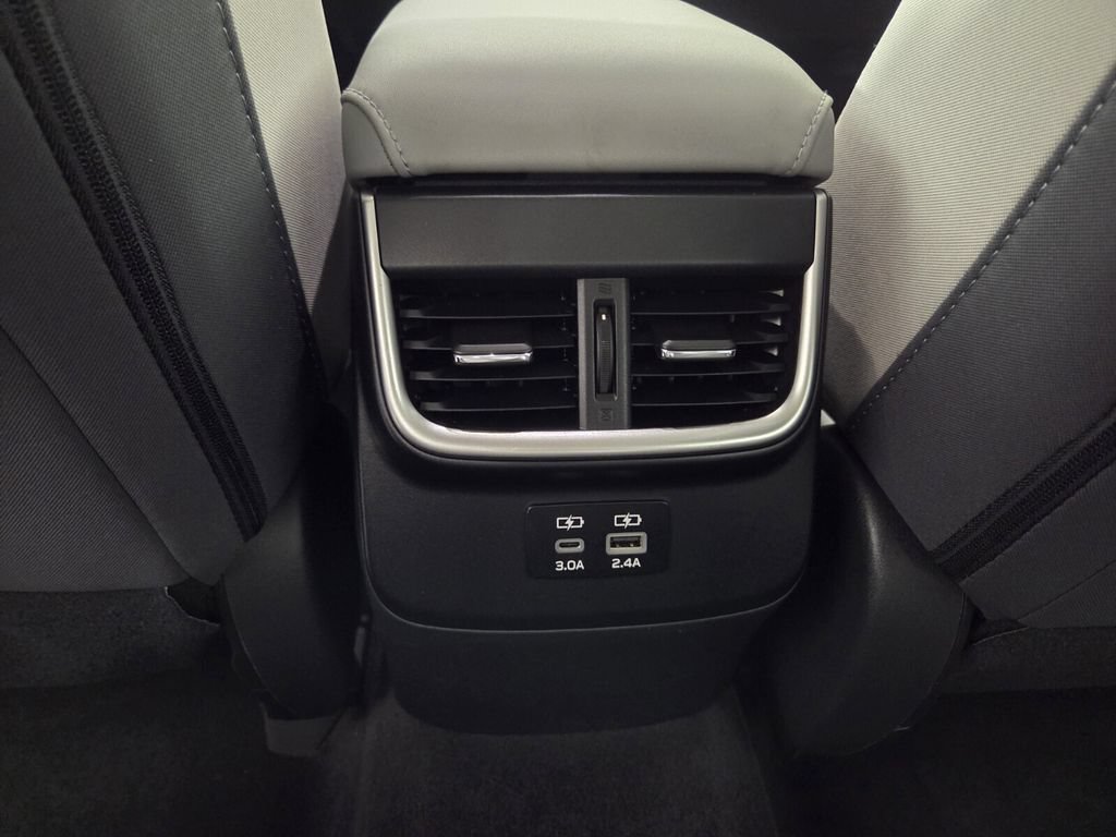 Used 2024 Subaru Legacy Premium AWD/4WD image 25