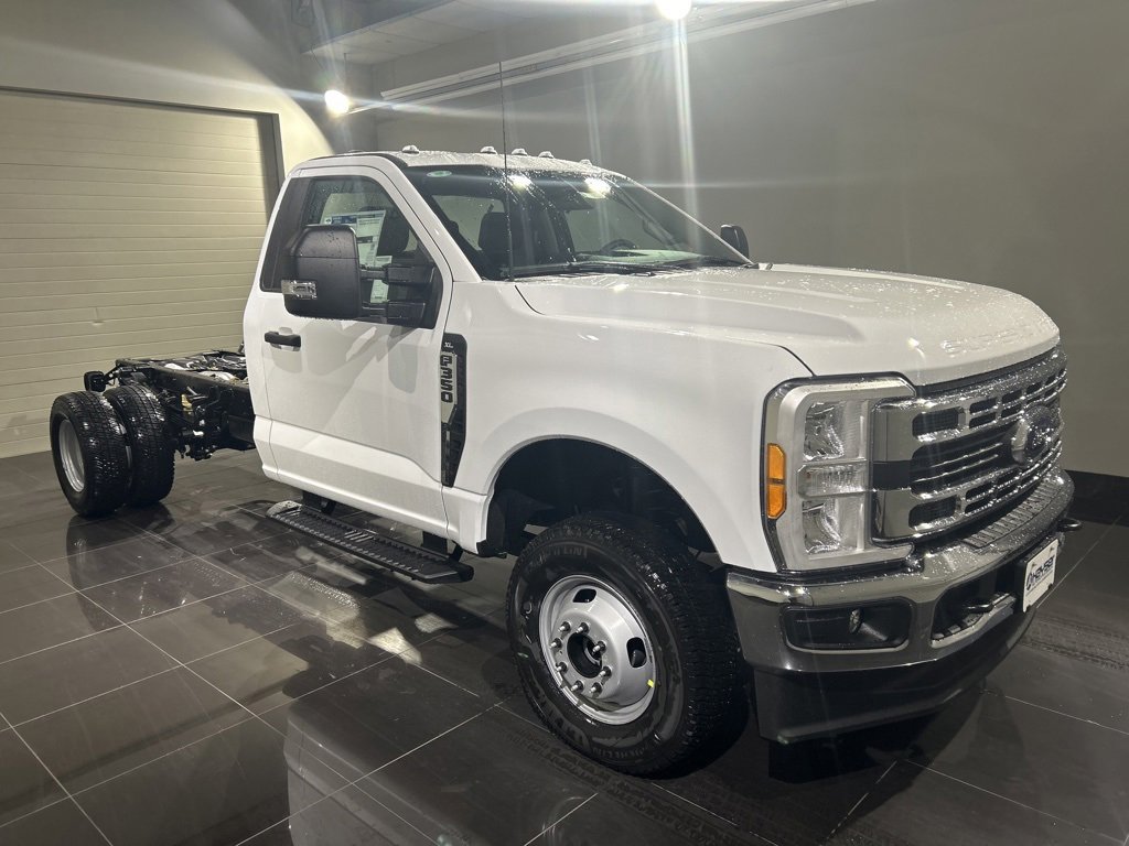 New 2023 Ford F350 XL w/ Snow Plow Prep Package