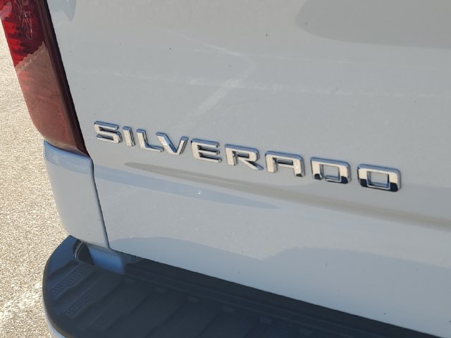 New 2026 Chevrolet Silverado 1500 Custom w/ Turbomax Blackout Package AWD/4WD image 7