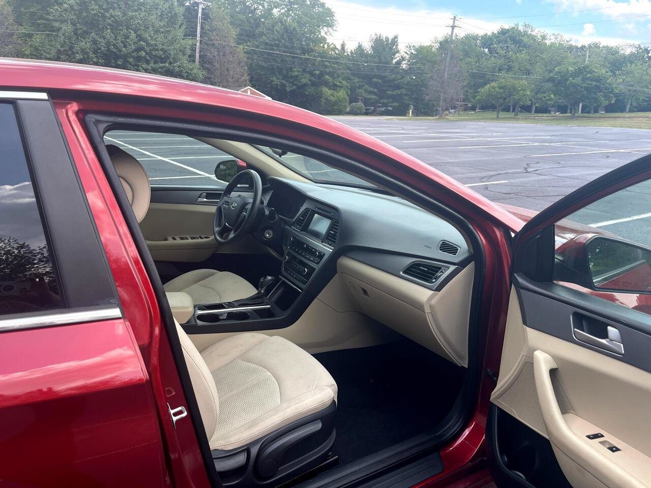 Used 2016 Hyundai Sonata SE FWD image 34
