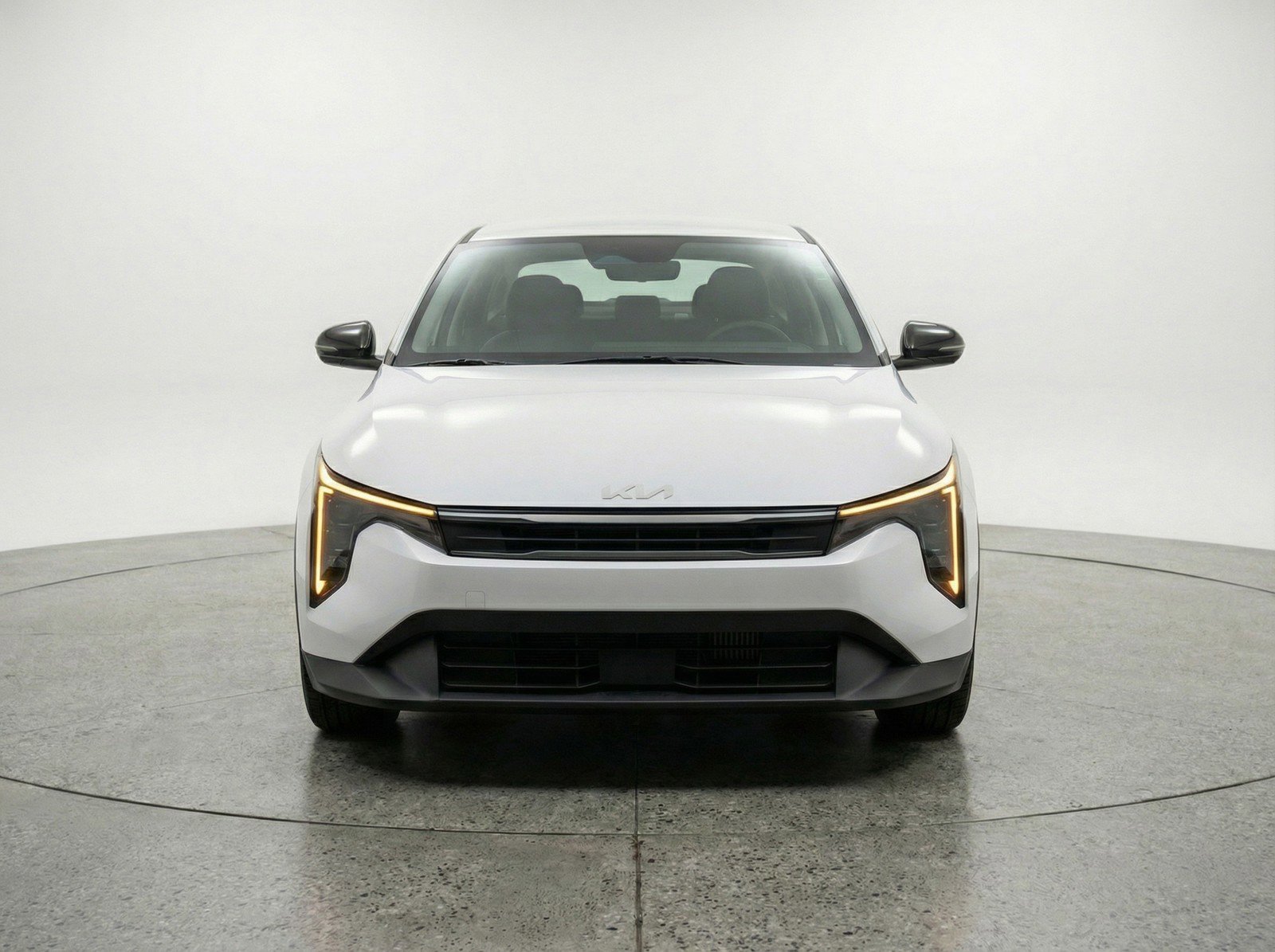 Used 2025 Kia K4 LXS image 2