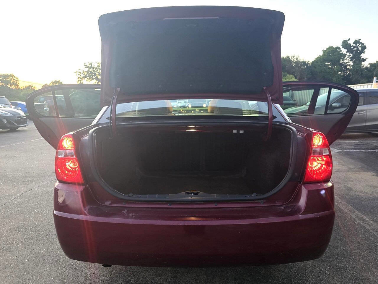 Used 2005 Chevrolet Malibu LS image 44