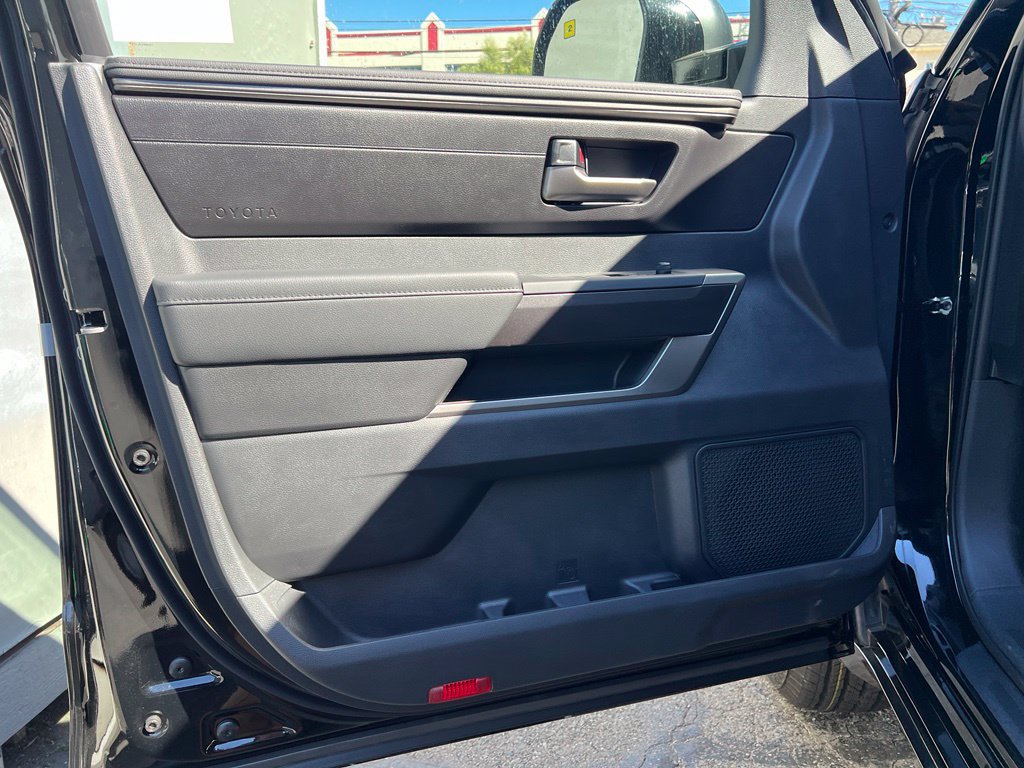 New 2026 Toyota Tundra SR5 AWD/4WD image 32