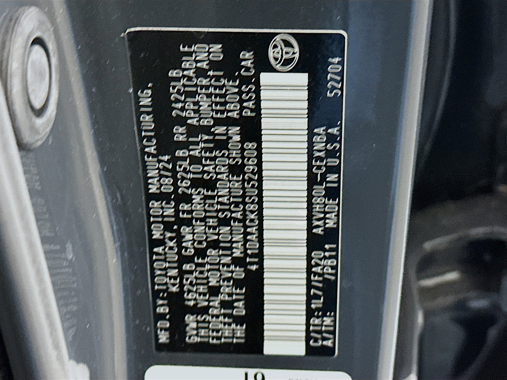 Used 2025 Toyota Camry LE image 12