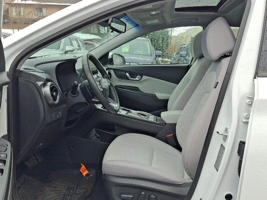 Certified 2023 Hyundai Kona SEL image 11