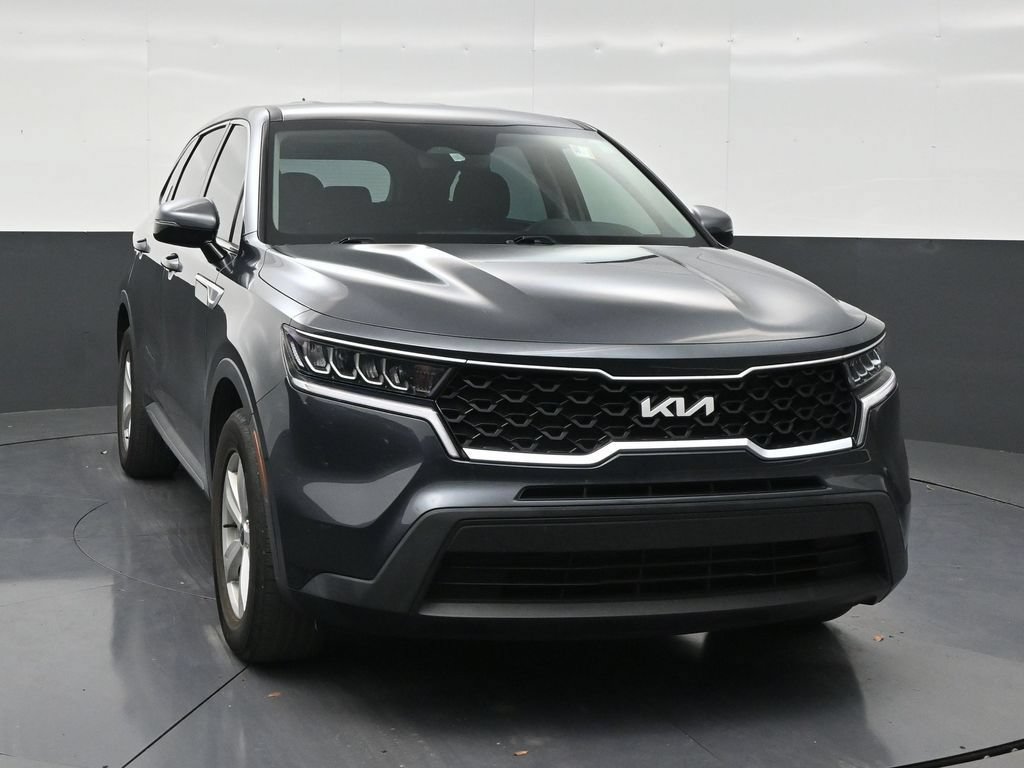 Used 2023 Kia Sorento LX FWD image 7