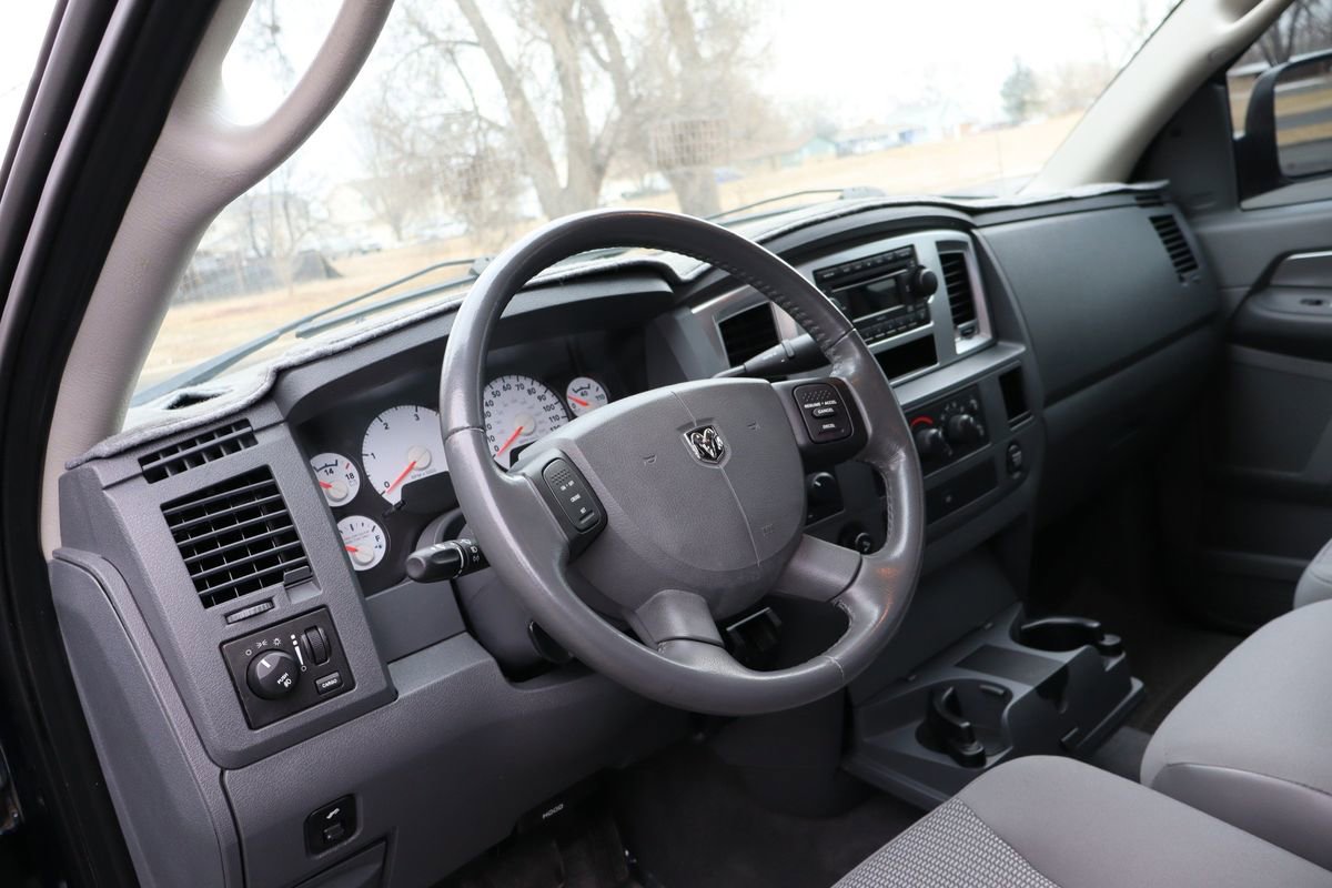 Used 2007 Dodge Ram 2500 Truck SLT w/ Quad Cab Big Horn Value Group image 16