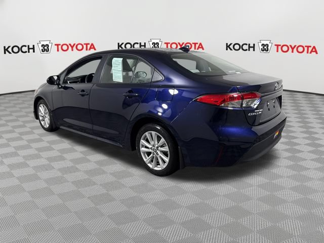 Certified 2025 Toyota Corolla LE w/ LE Premium Package FWD image 6