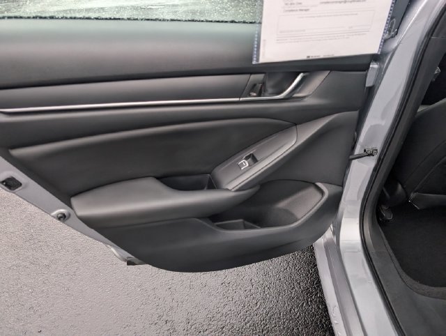 Used 2019 Honda Accord Sport image 10