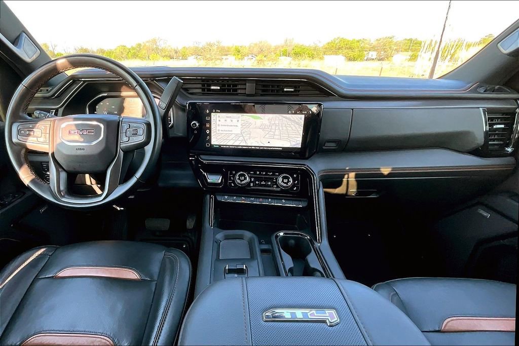 Used 2024 GMC Sierra 2500 AT4 w/ AT4 Premium Plus Package AWD/4WD image 18