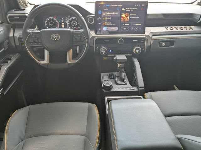 Used 2025 Toyota 4Runner Trailhunter AWD/4WD image 19