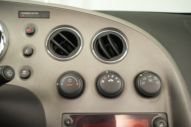 Used 2007 Pontiac Solstice GXP w/ Premium Package RWD image 48