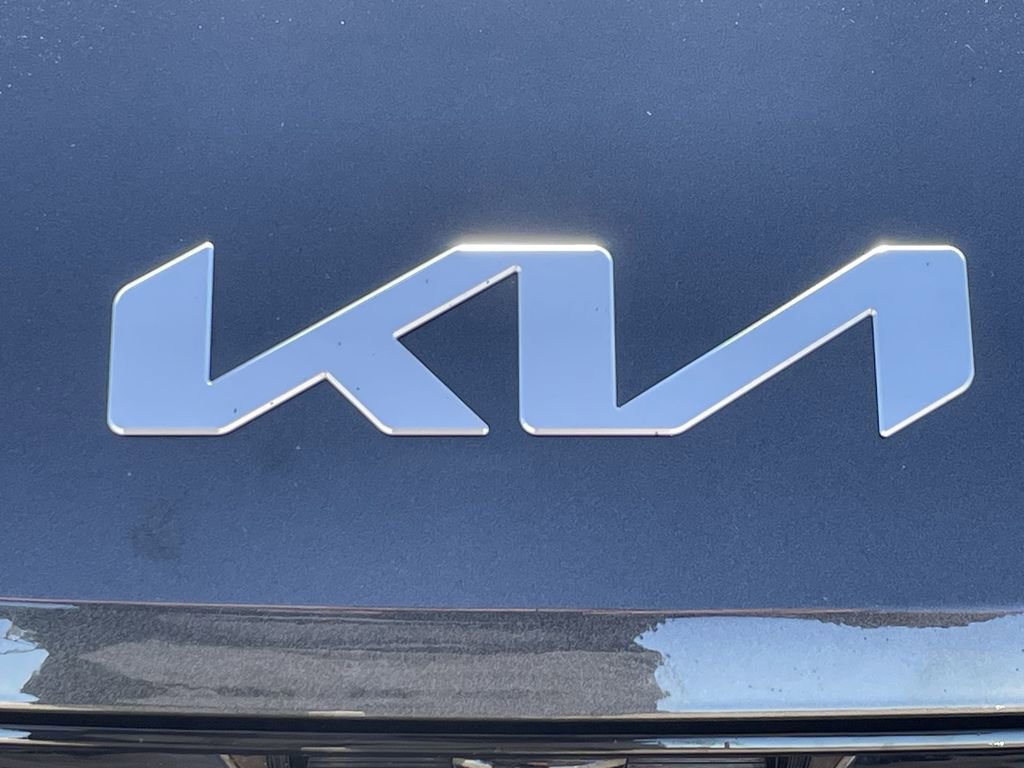 Used 2025 Kia K5 EX image 32