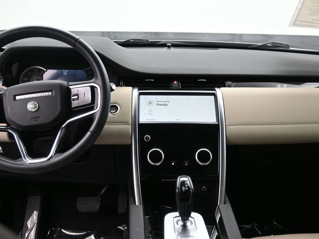 Used 2023 Land Rover Discovery Sport SE image 14