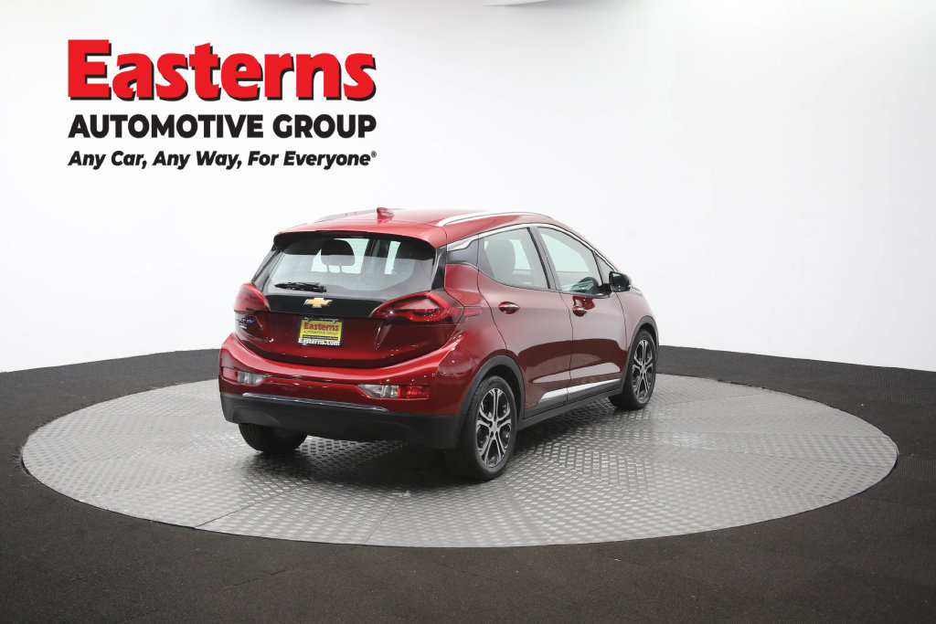 Used 2018 Chevrolet Bolt Premier w/ Driver Confidence II Package FWD image 41