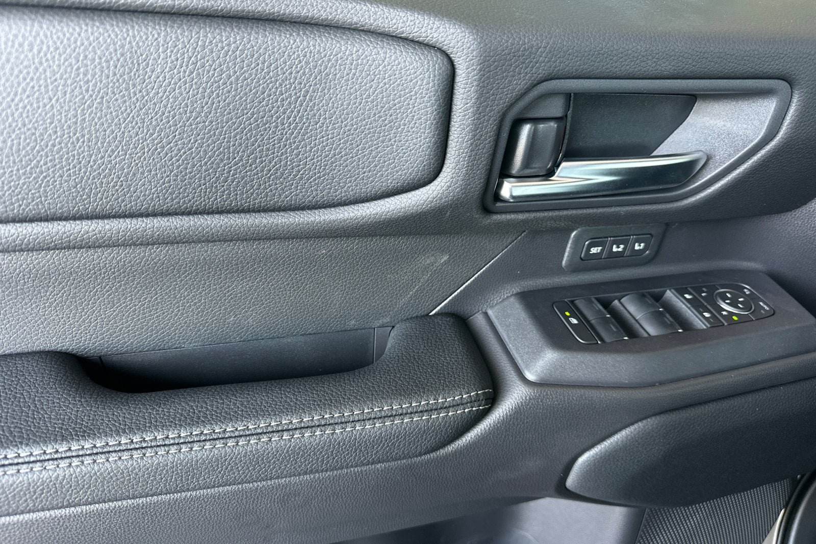 New 2026 Toyota Land Cruiser w/ Premium Package AWD/4WD image 13