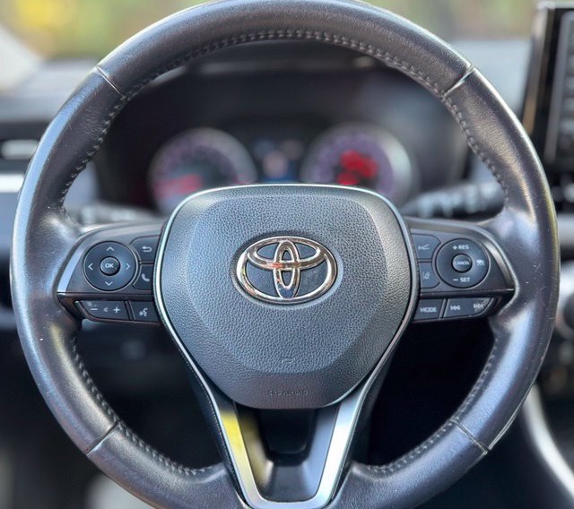 Used 2019 Toyota RAV4 XLE Premium w/ All Weather Liner Package AWD/4WD image 17