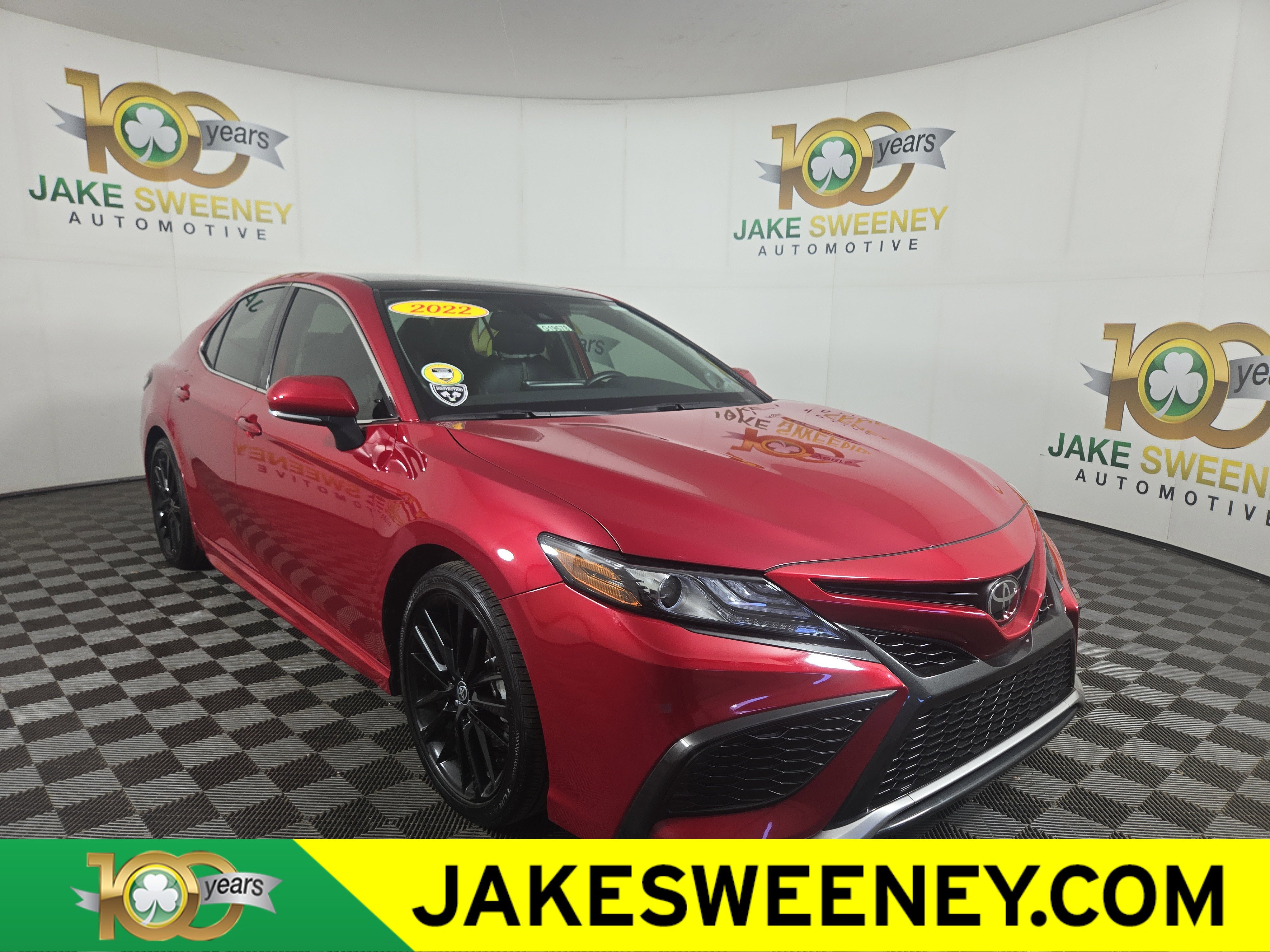 Used 2022 Toyota Camry XSE image 1