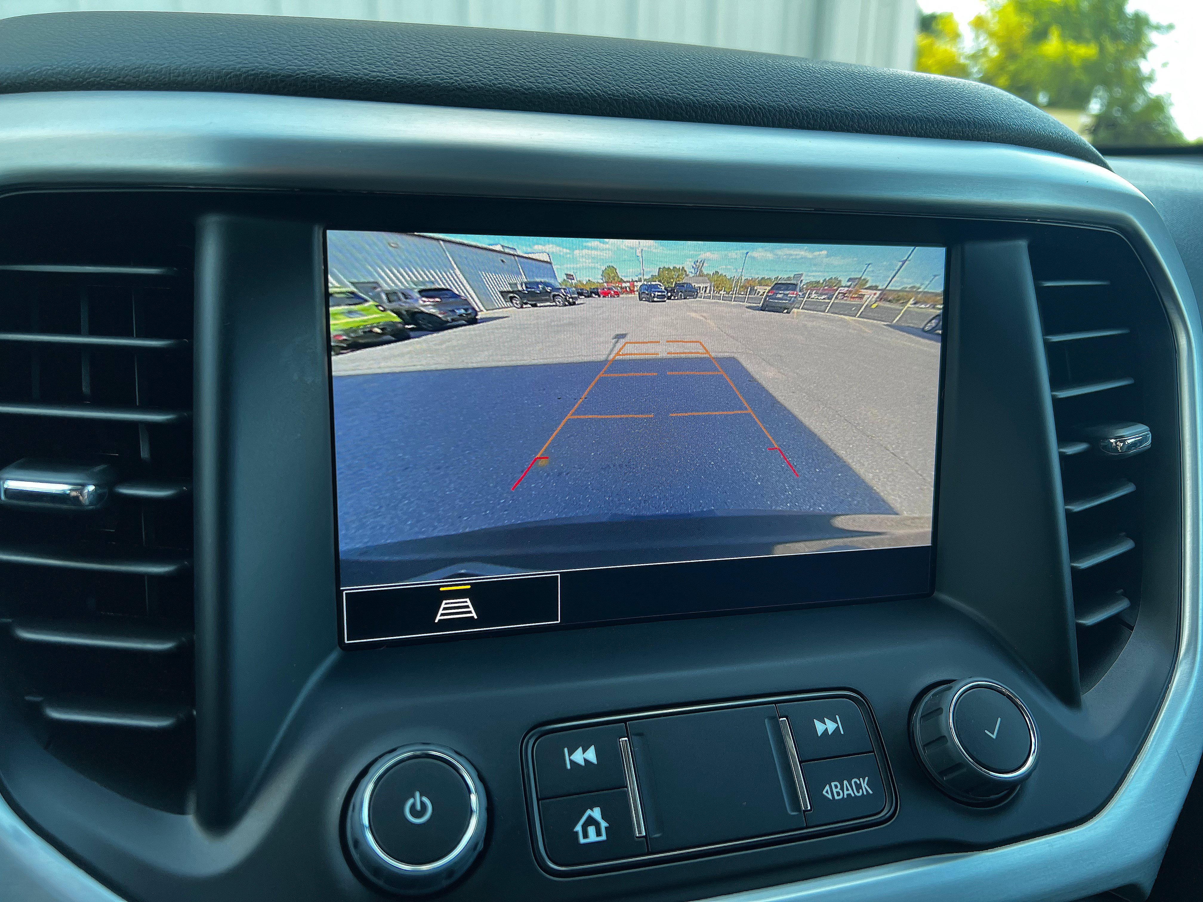 Used 2023 GMC Acadia SLT w/ Preferred Package image 19