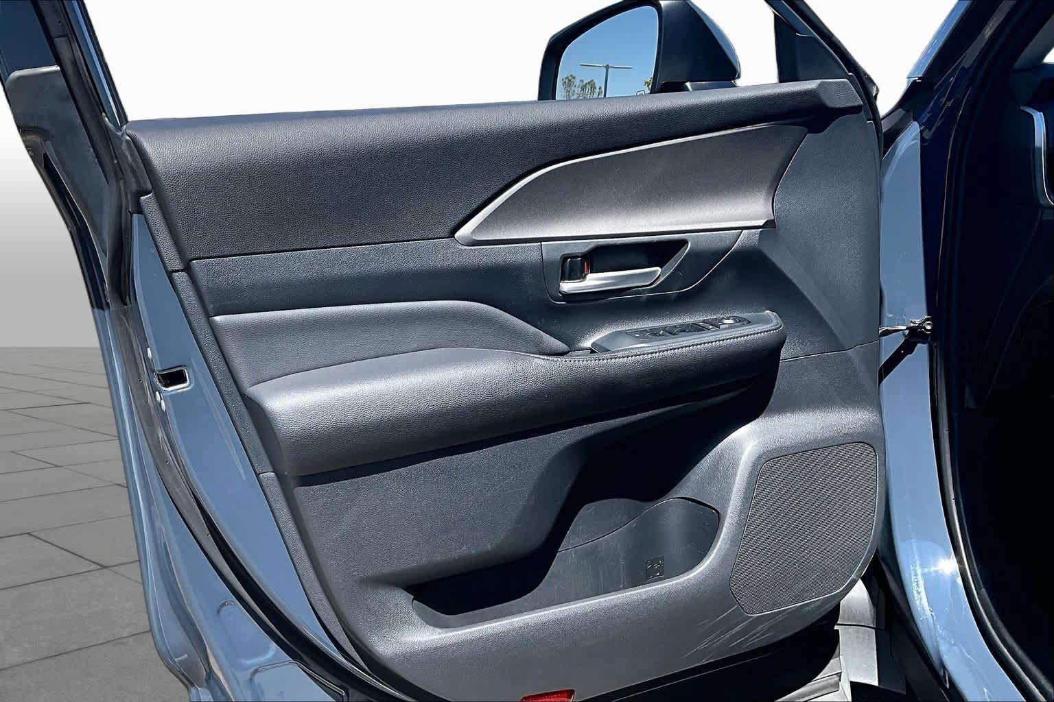 Certified 2024 Toyota Grand Highlander AWD image 21