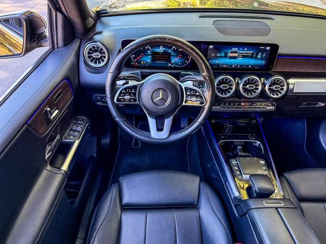 Used 2021 Mercedes-Benz GLB 250 w/ Premium Package image 29
