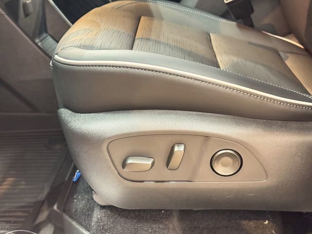 New 2025 Buick Enclave Sport Touring w/ Power Package image 18