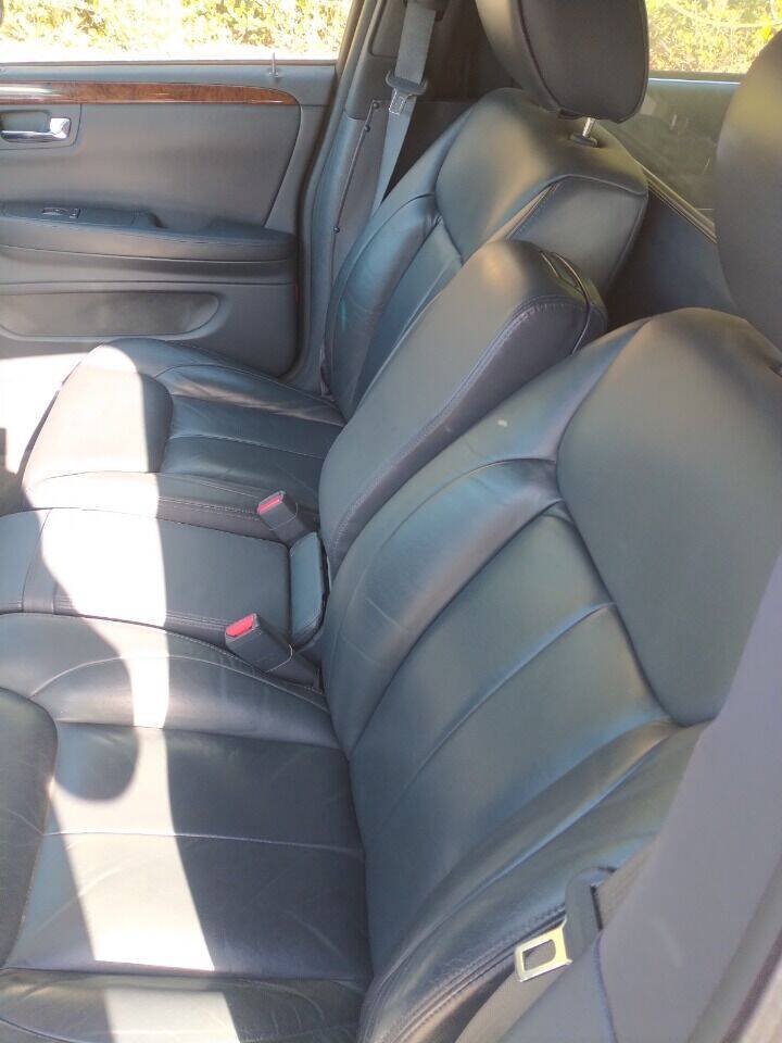 Used 2009 Cadillac DTS Hearse FWD image 9