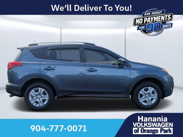 Used 2014 Toyota RAV4 LE FWD image 2
